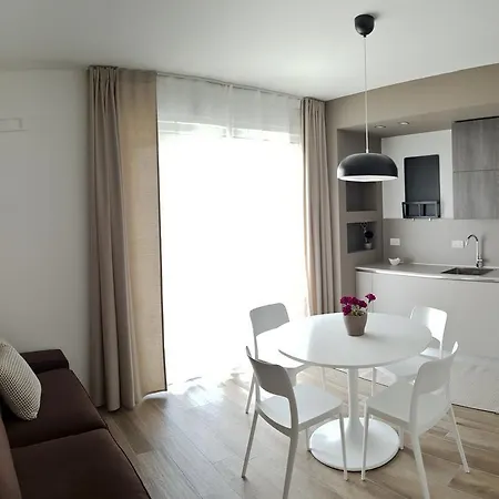 Fiume Luxury Apartments Near The Sea Monopoli Exterior foto